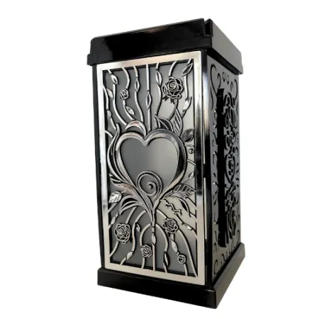 2376-znicz solarny prostopadłościan ze srebrnym sercem lewy bok 1 sztuka